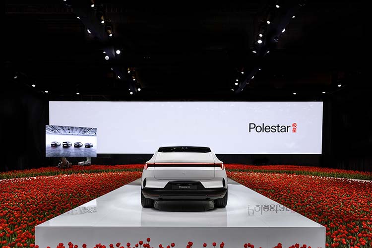 Holoplot Polestar 3 HI