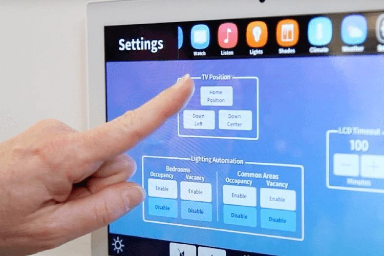 Crestron centro viscardi 5 HI