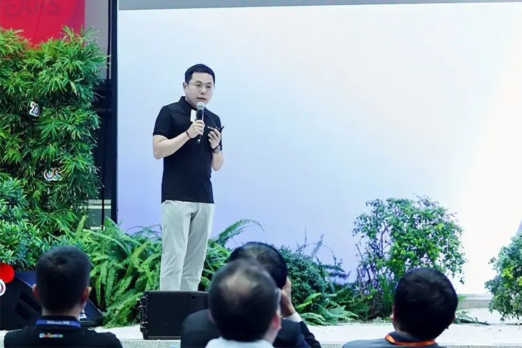 Unilumin aniversario 2 HI